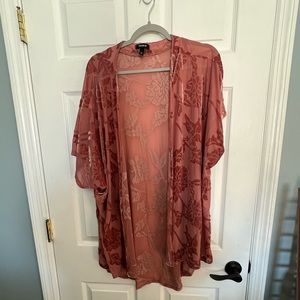 Torrid size 1/2 kimono